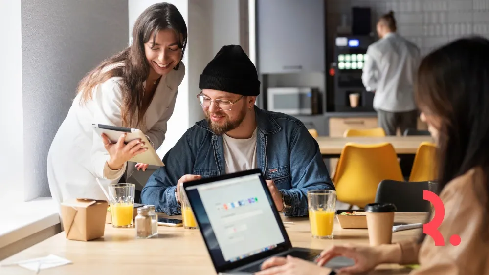 Strategi Digital Marketing UMKM: Tetap Melejit di Tengah Kompetisi Akhir Tahun