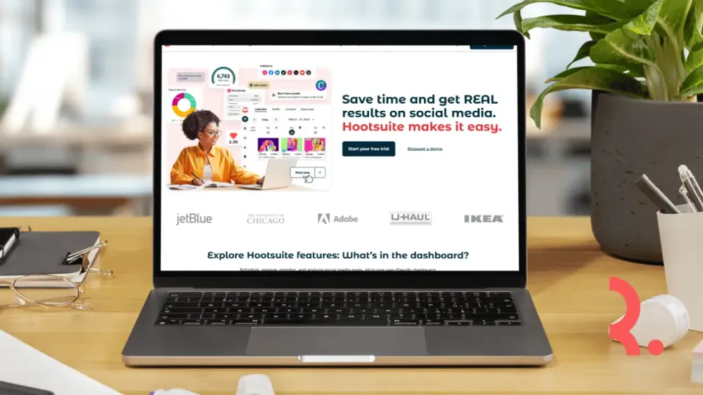 HootSuite adalah aplikasi yang