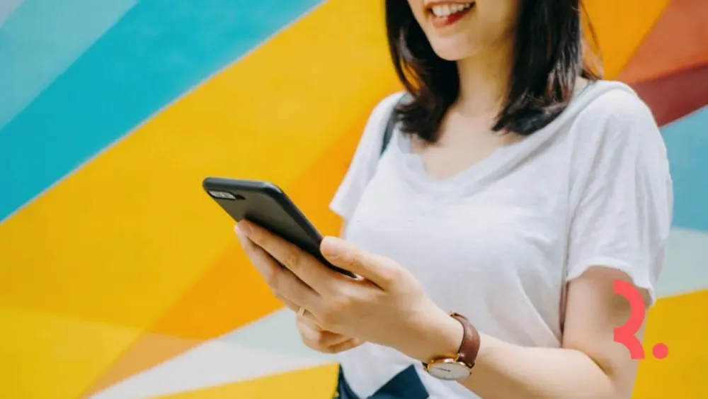 Facebook bisa Anda gunakan untuk mempromosikan produk